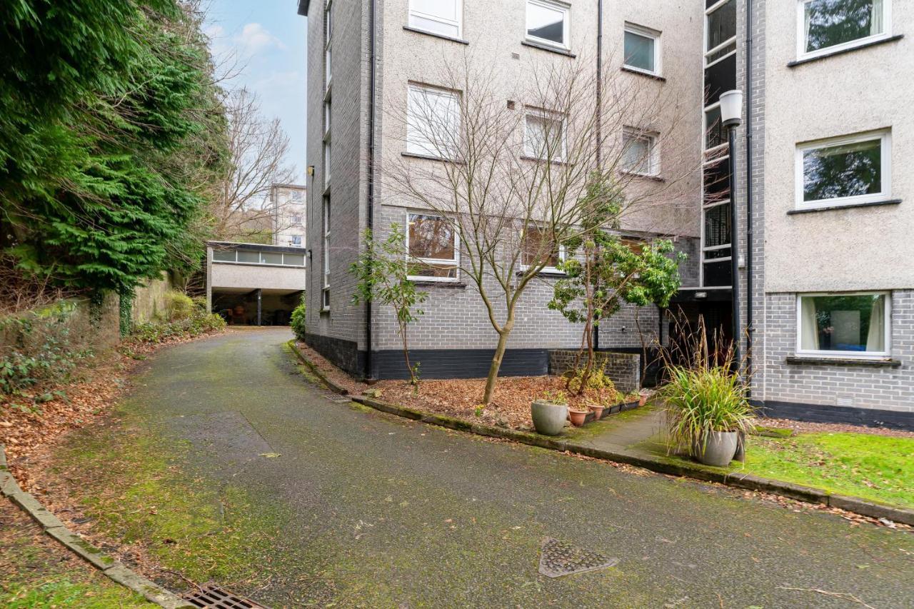 Ground-Fl Two Bedroom Apartment In Bridge Of Allan Exterior photo